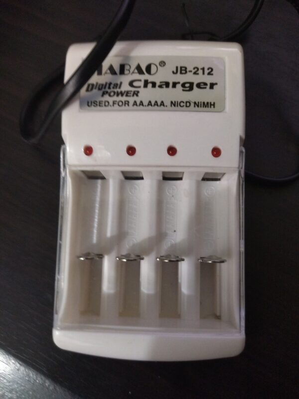 ⁦شاحن بطاريات قلم AA/AAA4 حجاره Jiabao Battery Charger AA/AAASet Of Batteries - 4 Pcs (AA)⁩ - الصورة ⁦14⁩