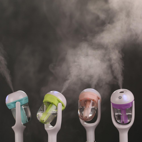 ⁦فواحة سيارة وشاحن 1.5 امبير - Car Air Purifier Steam Humidifier⁩ - الصورة ⁦4⁩