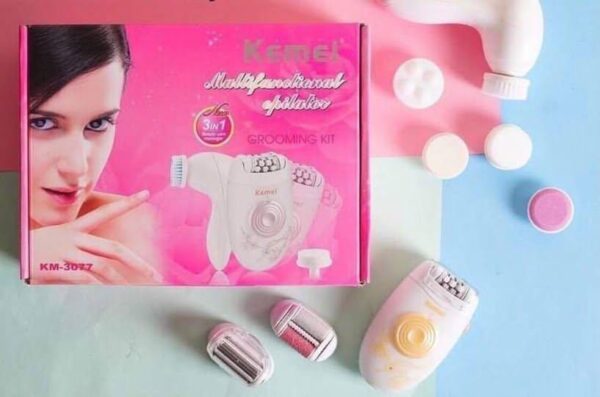 Kemei Km-3077 ماكينة حلاقة نسائية للجسم والوجه قابلة للشحن - استخدام جاف ورطب