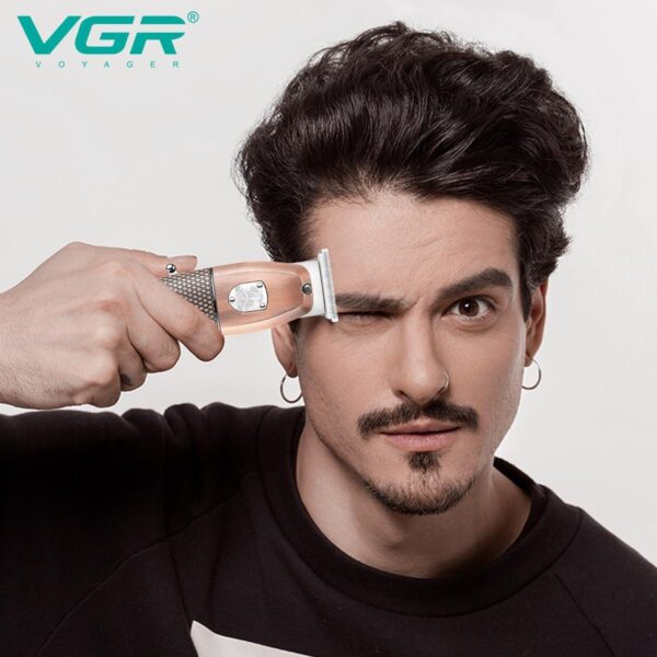 ماكينة حلاقة الشعر واللحية تعمل بالشحن VGR V-976 - Image 5