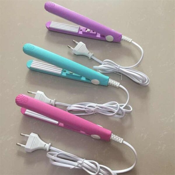مكواة شعر صغيرة ميني لفرد الشعر درجة حرارة 374 فهرنهايت Mini Hair Straightener - Image 2